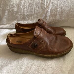 Duluth Shoes Clogs Women’s Size 9.5 Brown Slip On‎ Leather